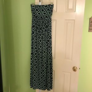 Strapless bandeau maxi dress